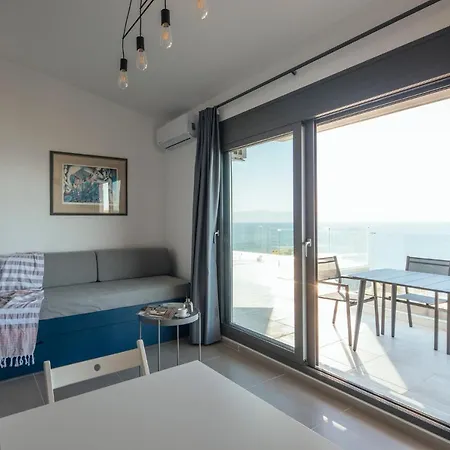 Ermojo Luxury Апартаменты *