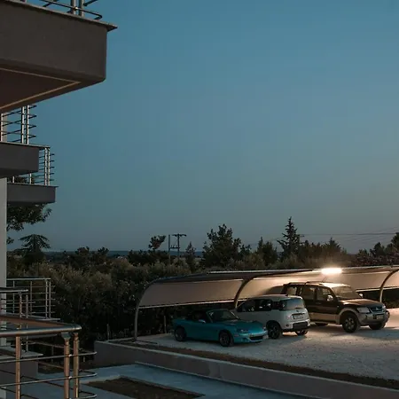 Апартаменты Ermojo Luxury *